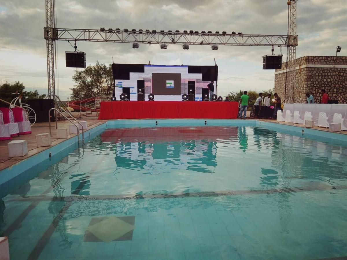 Kanthi Resorts Badami Bāgalkot Eksteriør billede